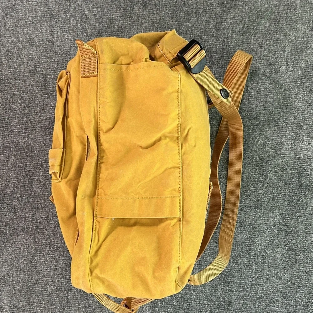 Fjallraven Yellow 13